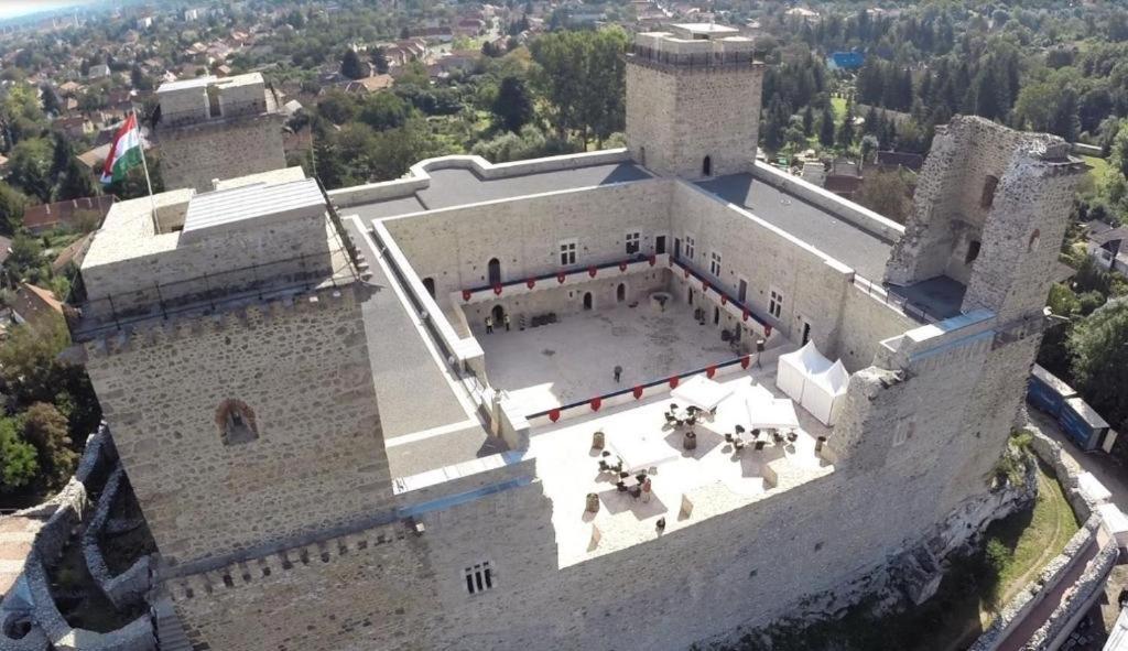 Smart Business Apartman Μίσκολτς Εξωτερικό φωτογραφία